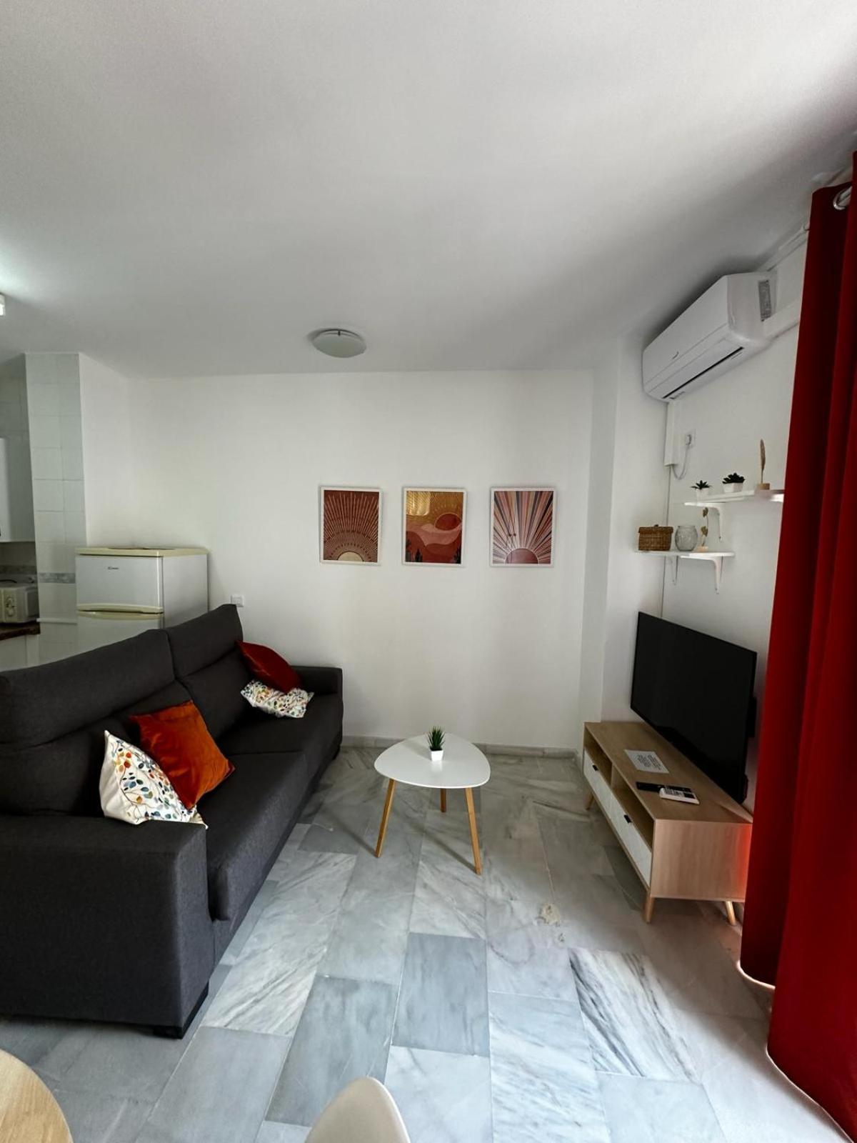 Apartamentos Don Diego La Carihuela Torremolinos Esterno foto